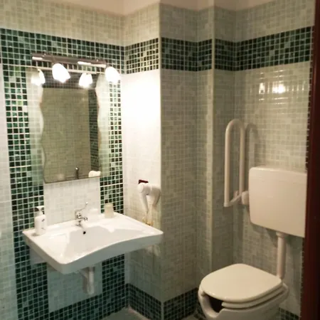 B E B Alexia فندق كاتانزارو