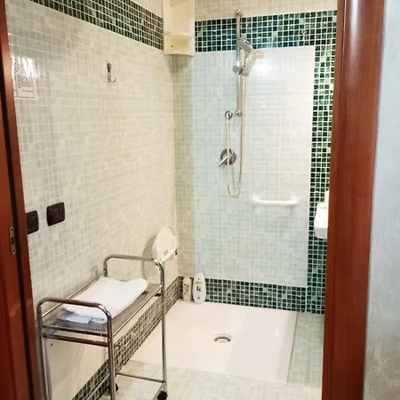 B E B Alexia 3* كاتانزارو