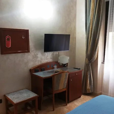 B E B Alexia فندق