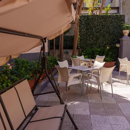 فندق B E B Alexia