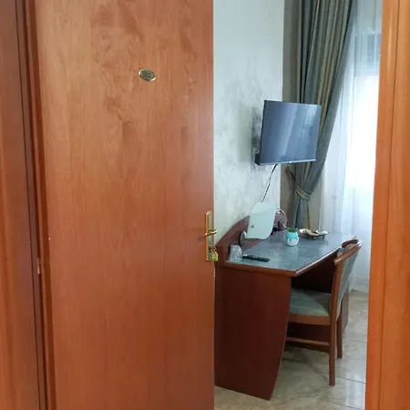 B E B Alexia Catanzaro